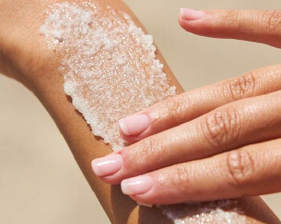 La hidratación y exfoliación de la piel de tu cuerpo es clave para el cuidado de la piel